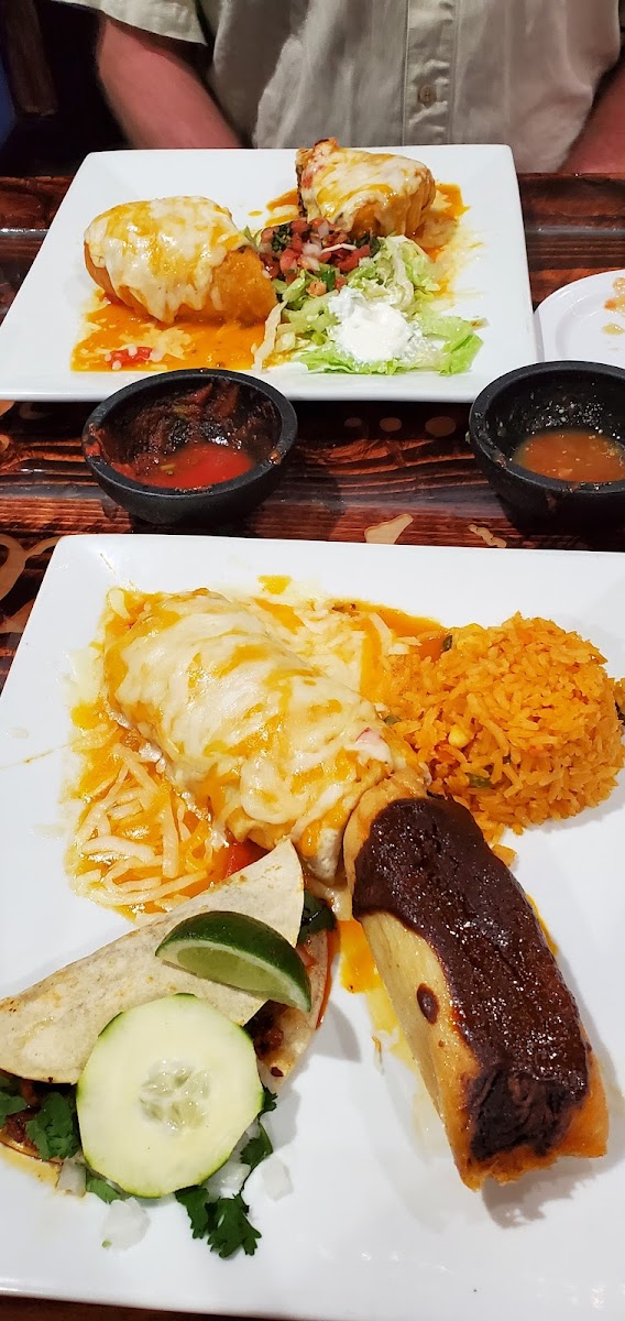 Plaza Tapatia Restaurant-5